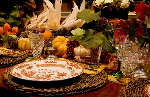Thanksgiving table setting ideas.